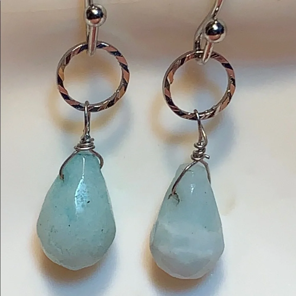 Larimar classic minimalist tear drop earrings - Picture 2 of 6